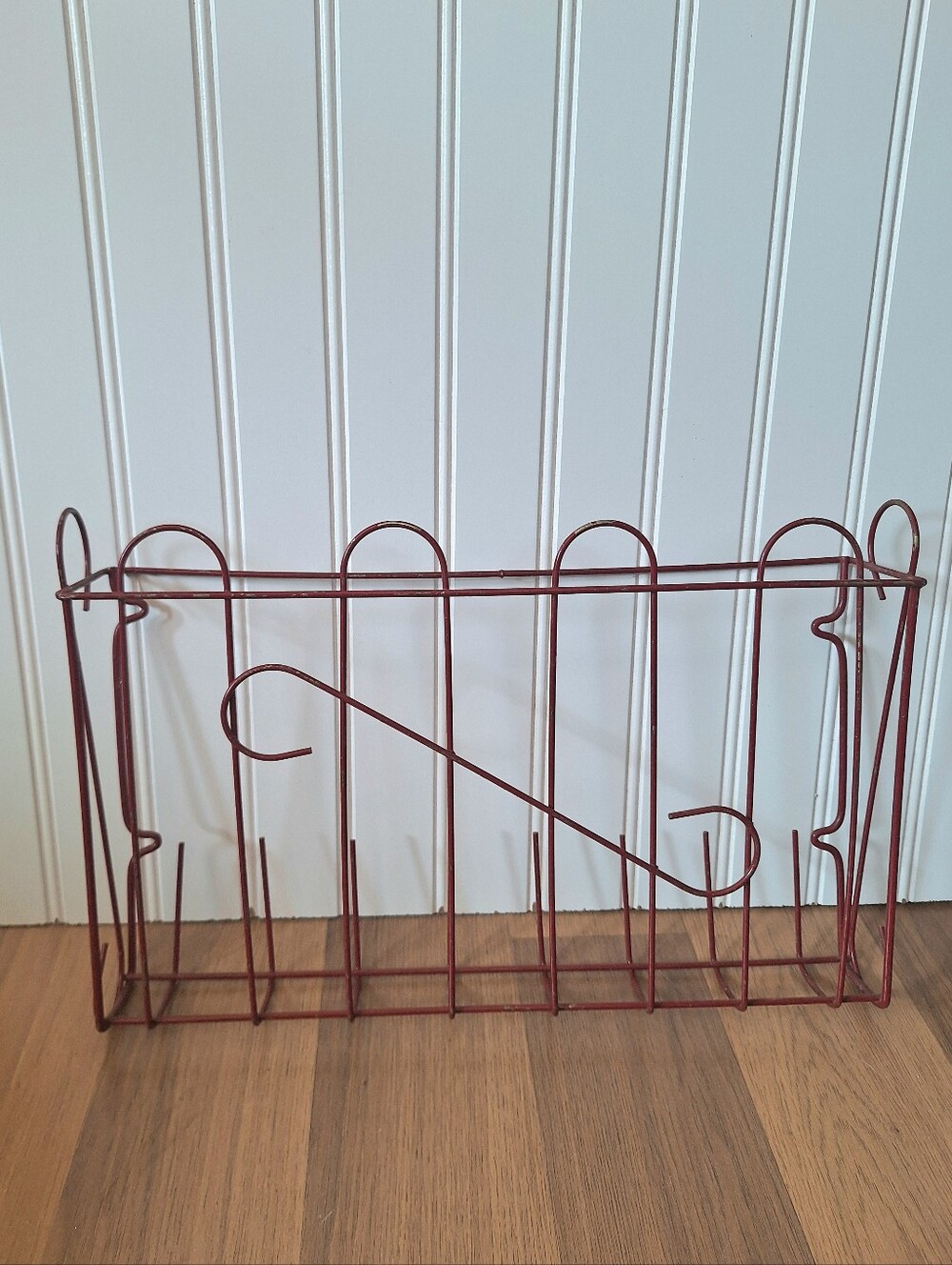 Vintage Rustic Red Primative Metal Wire Wall Rack Organizer Display